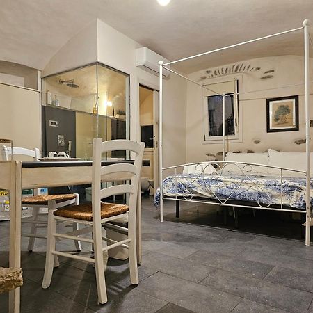 Willa Casa Roberta Dolceacqua Zewnętrze zdjęcie